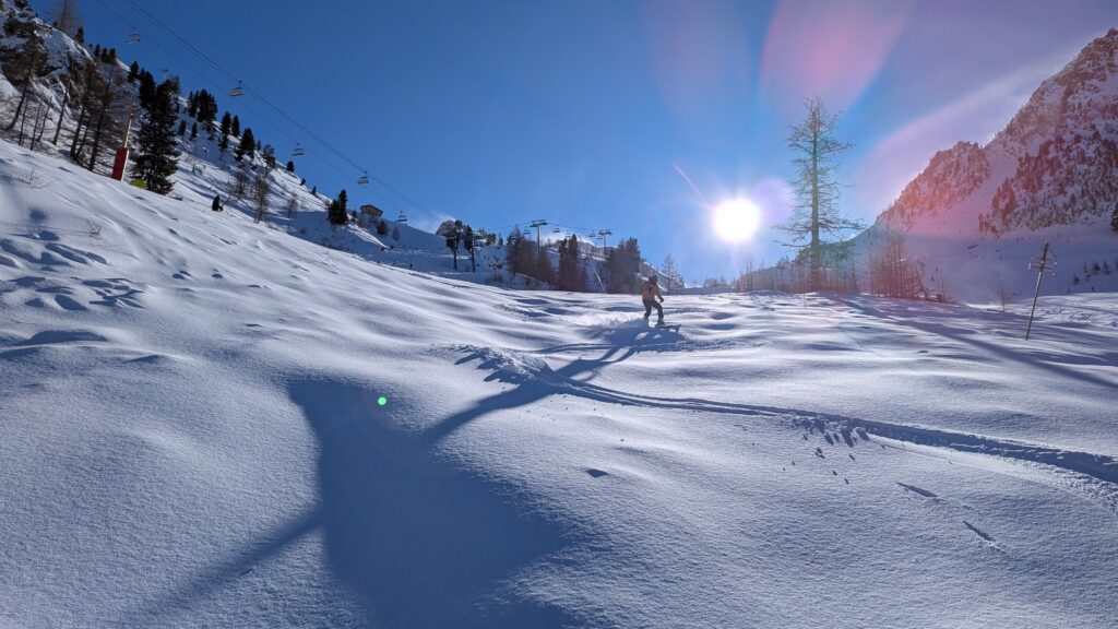 PXL_20250126_093659269.MP_-1024x576 Isola 2000 : Un week-end renversé