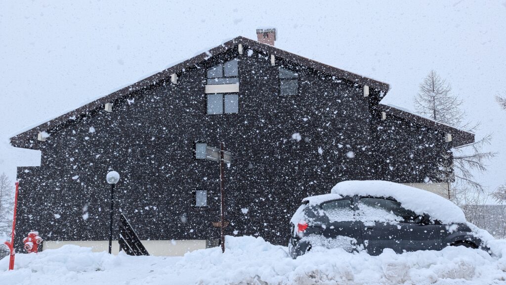 PXL_20250417_091518383-1024x576 Isola 2000 : Clap de fin sur une saison 2024/2025 contrastée