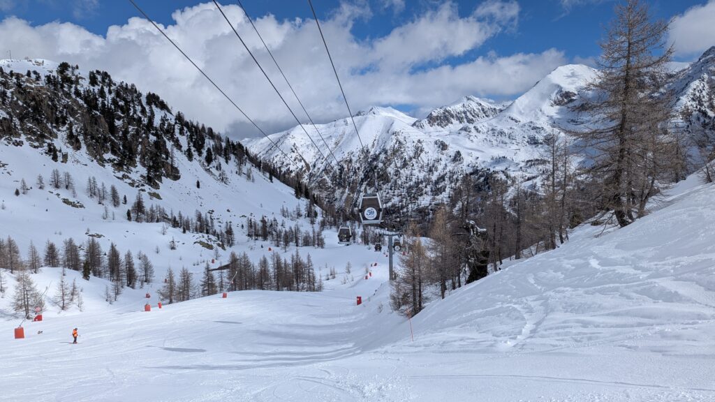 PXL_20250420_080157149-1024x576 Isola 2000 : Clap de fin sur une saison 2024/2025 contrastée