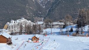 PXL_20250202_131525819-300x169 [Zoom] Le guide complet de la station de Puy Saint Vincent