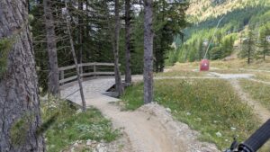 PXL_20250823_120701001-300x169 En Direct !