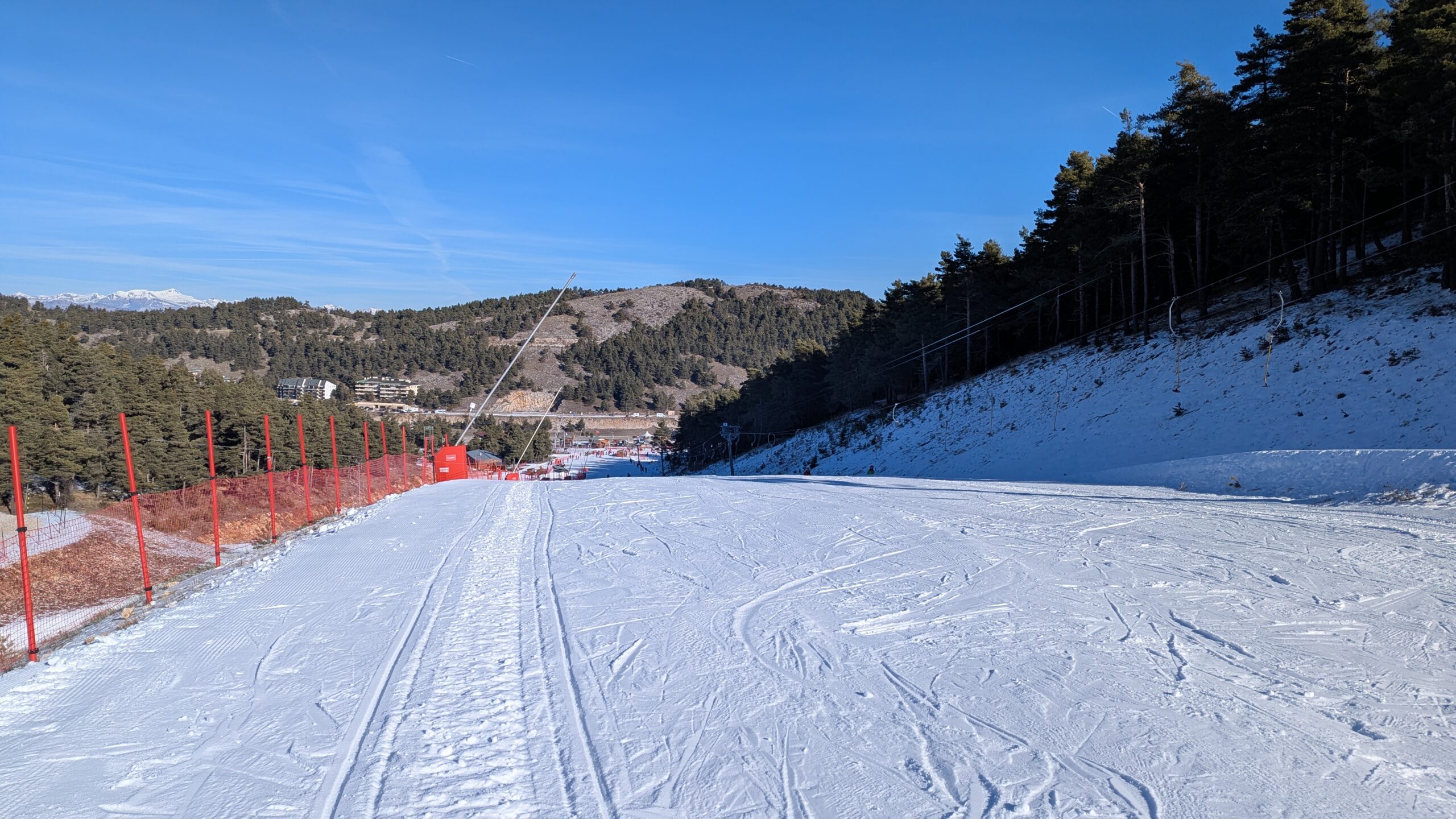 piste et téléski des écureuils Gréolières