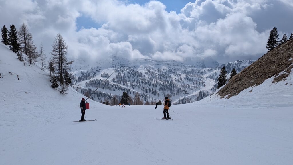 PXL_20260321_132805483-1024x576 Isola 2000 : Ski test Stockli et jour de neige