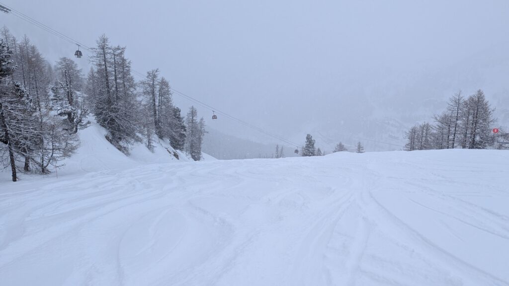 PXL_20260322_083124781-1024x576 Isola 2000 : Ski test Stockli et jour de neige